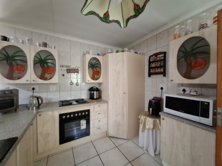 4 Bedroom Property for Sale in Safari Gardens North West